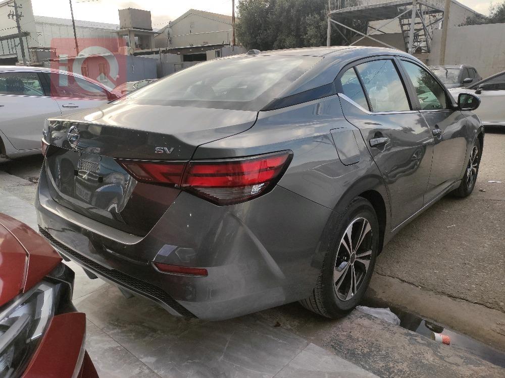 نیسان سێنترا